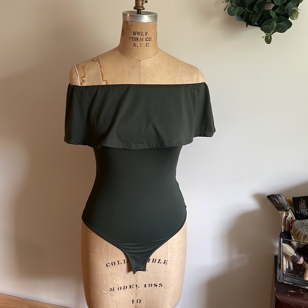 Body suit size Medium